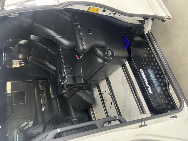 TOYOTA豐田 ALPHARD  第2張相片