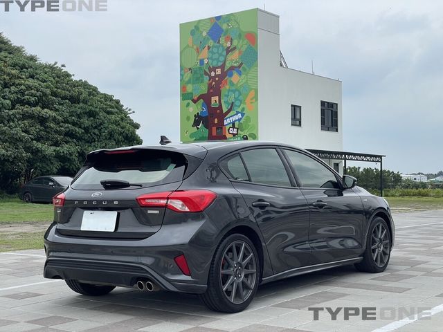 FORD福特 FOCUS ACTIVE  第4張相片