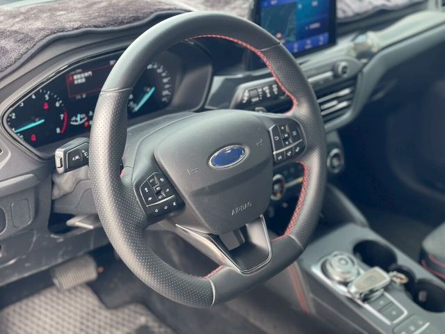FORD福特 FOCUS ACTIVE  第9張相片