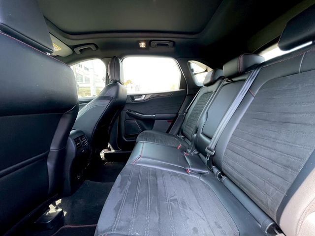 FORD福特 KUGA  第17張相片