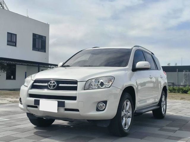 TOYOTA豐田 RAV4  第1張相片