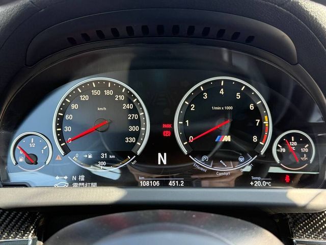 BMW寶馬 M6 COUPE  第11張相片