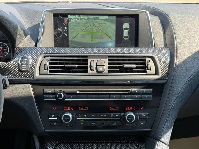 BMW寶馬 M6 COUPE  第13張相片