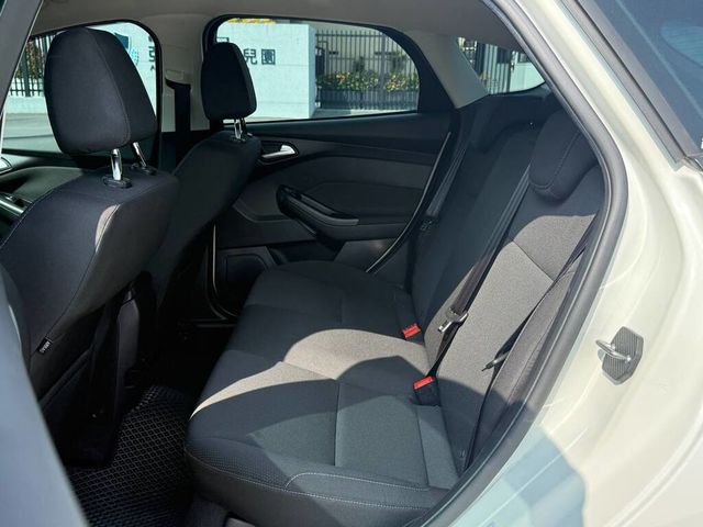 FORD福特 FOCUS  第13張相片