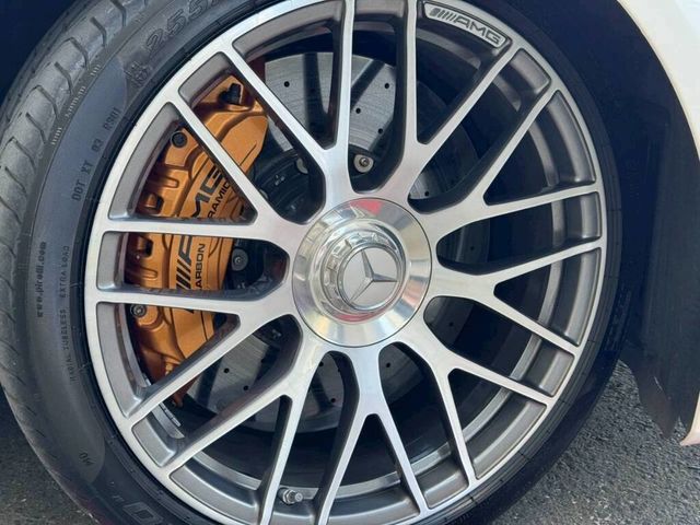 M-BENZ賓士 C63 S AMG  第15張相片