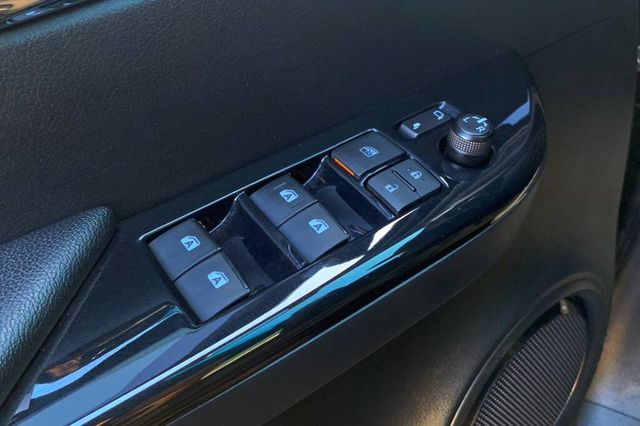 TOYOTA豐田 HILUX  第11張相片