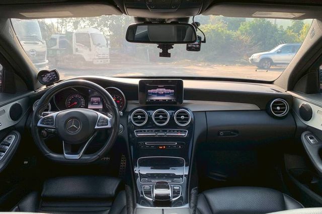 M-BENZ賓士 C300  第7張相片