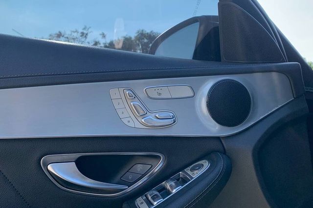 M-BENZ賓士 C300  第13張相片