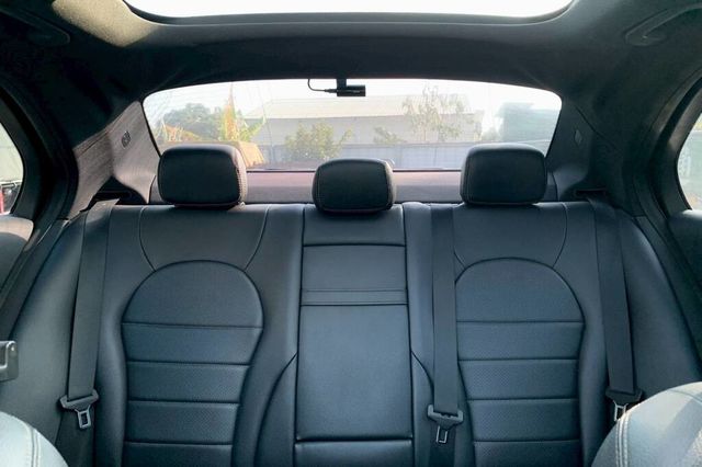 M-BENZ賓士 C300  第15張相片