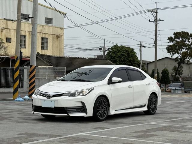 TOYOTA豐田 ALTIS  第1張相片