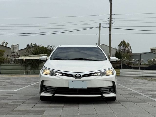 TOYOTA豐田 ALTIS  第3張相片