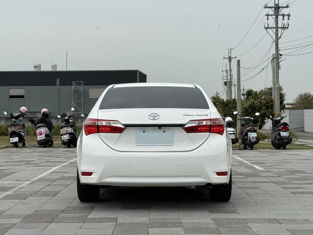 TOYOTA豐田 ALTIS  第4張相片