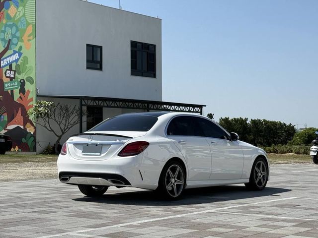 M-BENZ賓士 C300  第2張相片