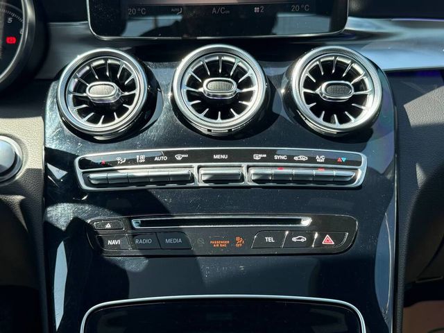 M-BENZ賓士 C300  第13張相片