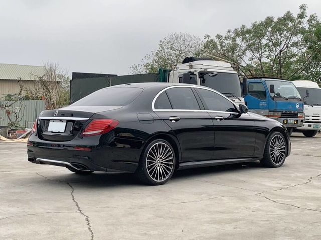M-BENZ賓士 E300  第2張相片