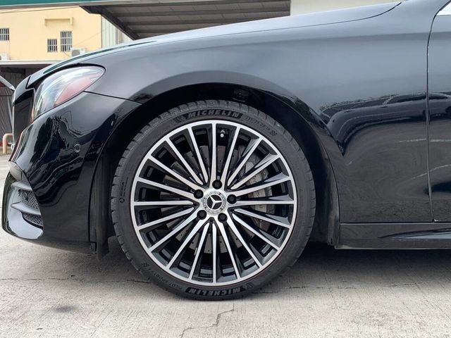 M-BENZ賓士 E300  第5張相片