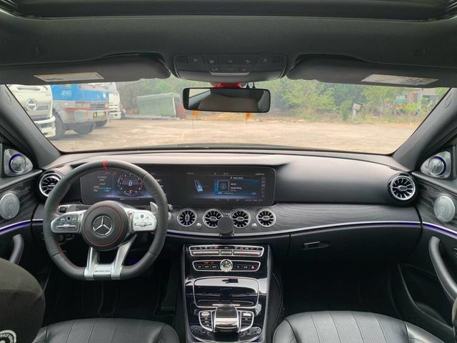 M-BENZ賓士 E300  第6張相片