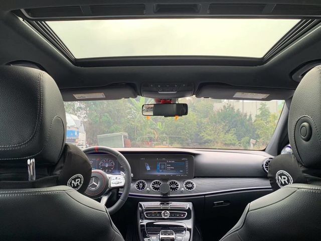 M-BENZ賓士 E300  第7張相片