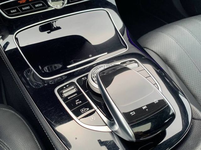 M-BENZ賓士 E300  第11張相片