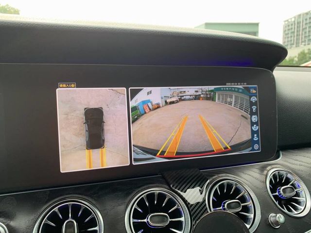 M-BENZ賓士 E300  第14張相片