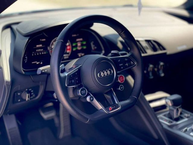 AUDI奧迪 R8  第8張相片