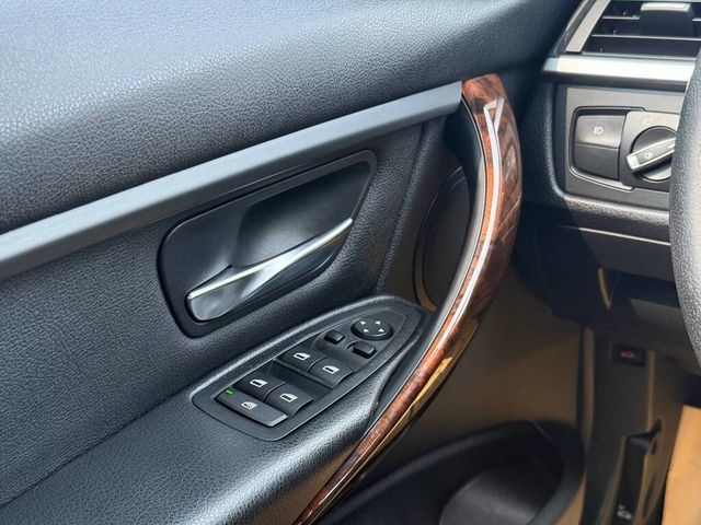 BMW寶馬 328I  第14張相片