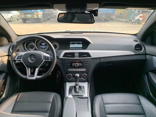 M-BENZ賓士 C180 COUPE  第5張相片