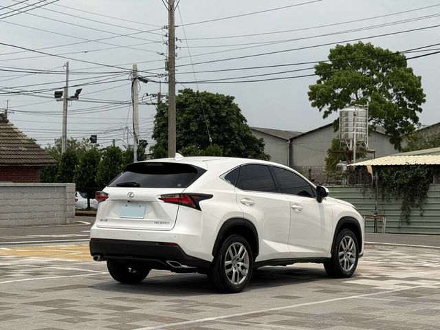 LEXUS凌志 NX200T  第4張相片