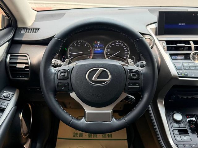 LEXUS凌志 NX200T  第12張相片