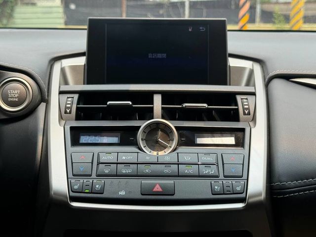 LEXUS凌志 NX200T  第18張相片