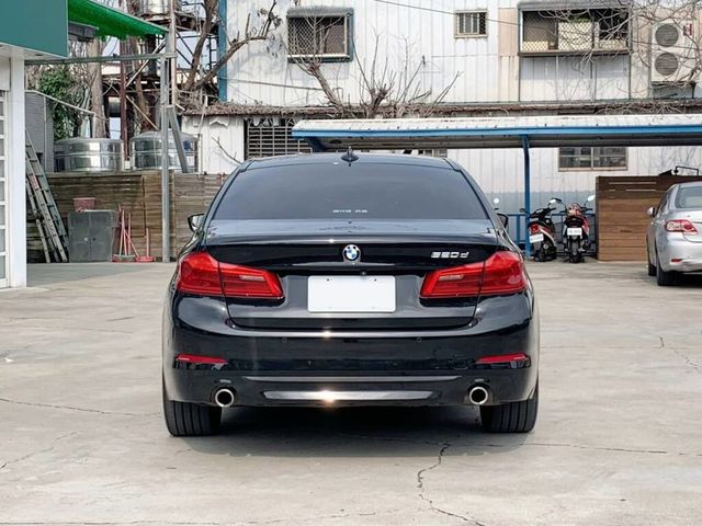 BMW寶馬 520D  第4張相片