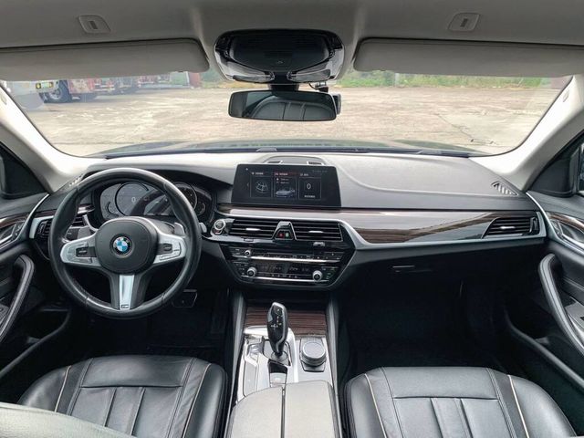 BMW寶馬 520D  第7張相片