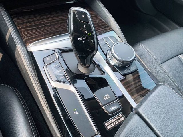 BMW寶馬 520D  第12張相片