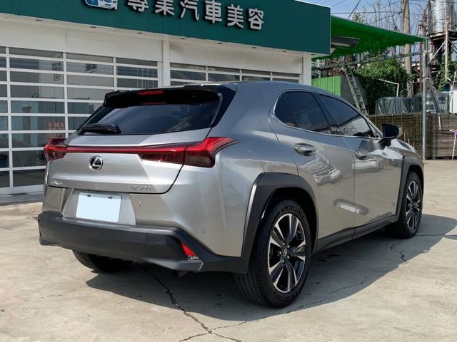 LEXUS凌志 UX200  第3張相片