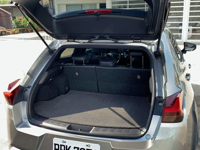 LEXUS凌志 UX200  第19張相片