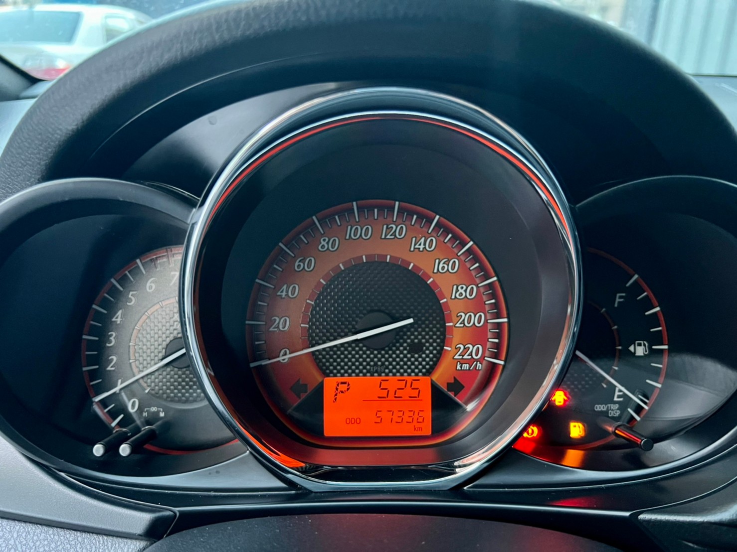 2015 Yaris 女用車 小型車  第8張相片