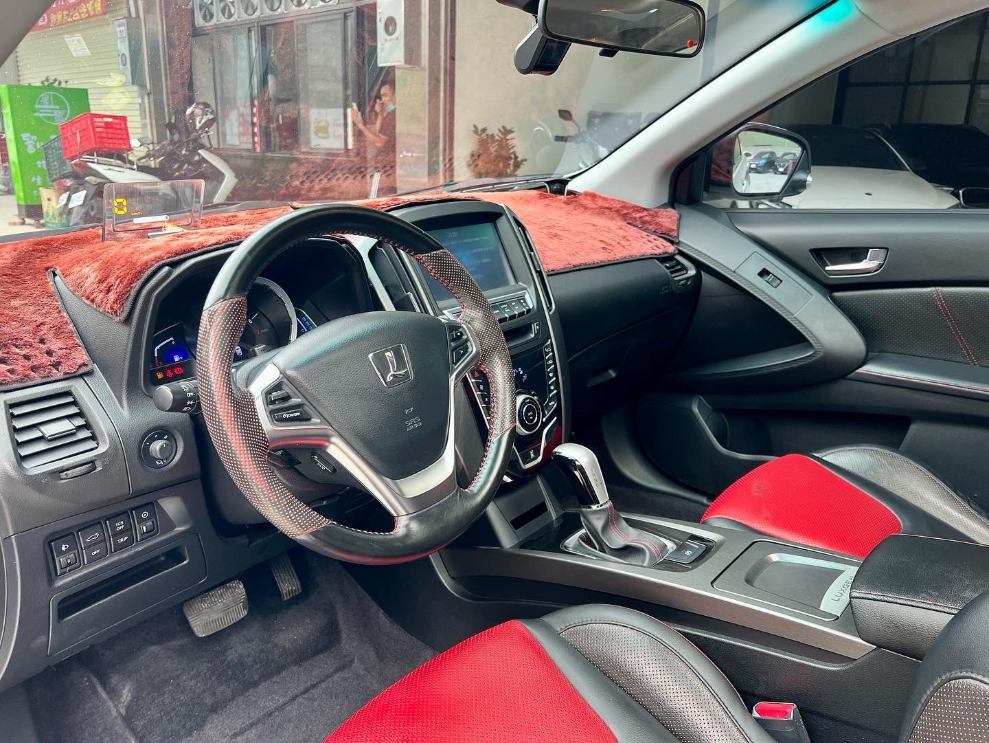2014 U6 SPORT+ 便宜又大碗  第4張相片