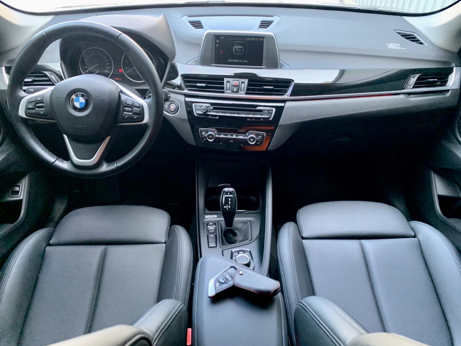 BMW X1  第2張相片