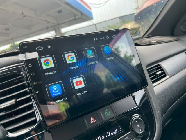 躍動型 4輪傳動 安卓螢幕 倒車影像 菱格高級座椅 定速  第7張相片