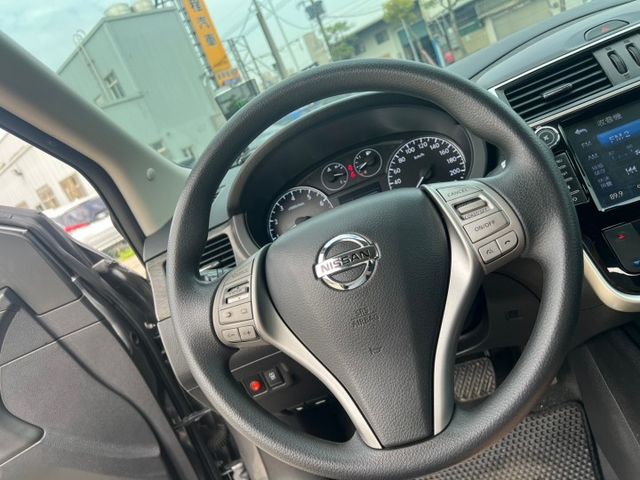 跑少  旗艦版 有car play 導車影像 UBL音響  盲點偵測  第6張相片