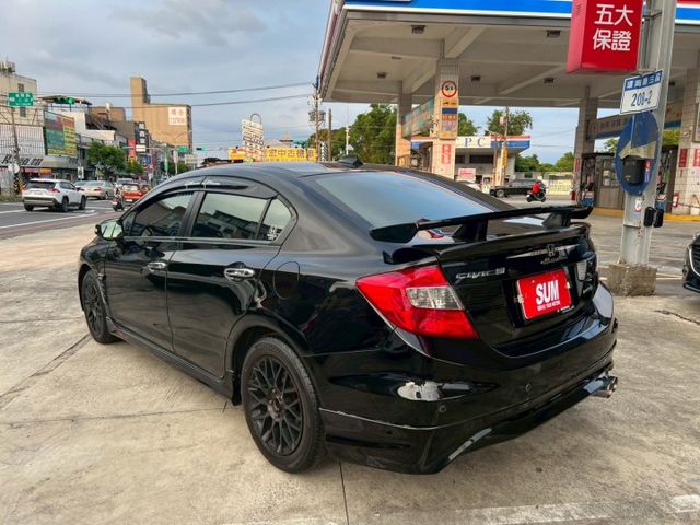 CIVIC  第3張相片