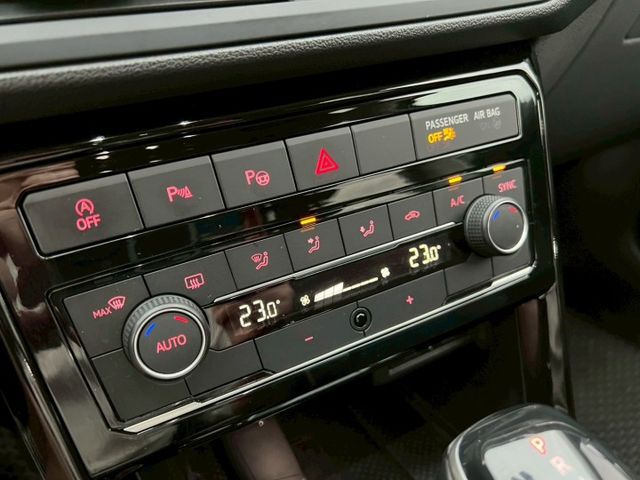 10.25吋 液晶儀表板 Acc跟車 盲點輔助 車道偏移警示 1.0cc 省油又省稅金  第7張相片