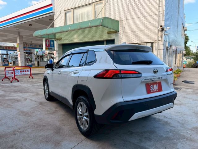 油電尊爵版 led頭燈 360環景 acc跟車系統 盲點偵測 /原廠保固中 360鏡頭換全新  第3張相片