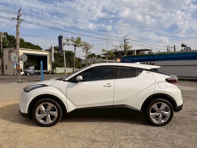 豪華版 省油省稅金 超帥 車身外觀 雙區電熱椅 電子手剎車  第2張相片