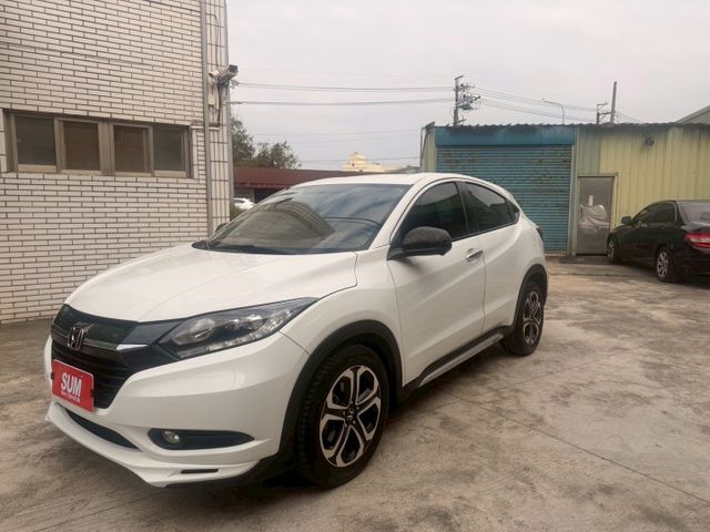 S版 / 盲點偵測 / 自改安卓機360環景 / I-KEY /恆溫空調 / 換檔撥片  第1張相片