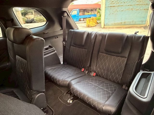 原廠正七座 原廠保養 尊貴型 ACC跟車 盲點偵測 電動尾門  第12張相片