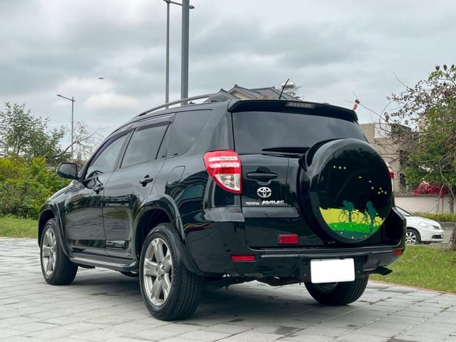 2012年 TOYOTA RAV4 2.4L 天窗  電動椅 定速 恆溫  第6張相片