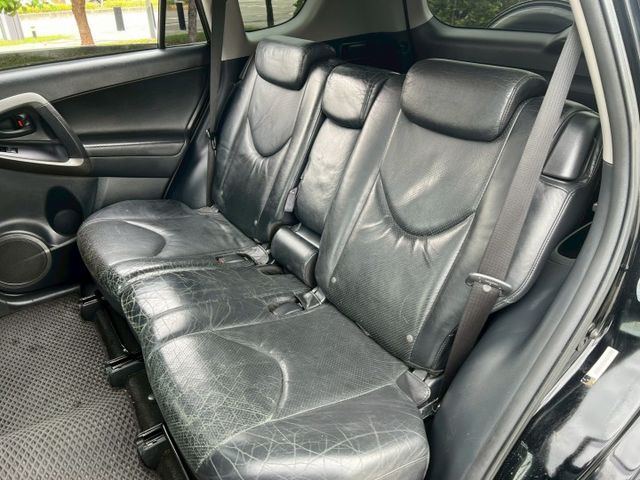 2012年 TOYOTA RAV4 2.4L 天窗  電動椅 定速 恆溫  第9張相片