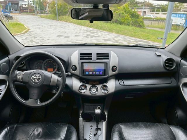 2012年 TOYOTA RAV4 2.4L 天窗  電動椅 定速 恆溫  第12張相片