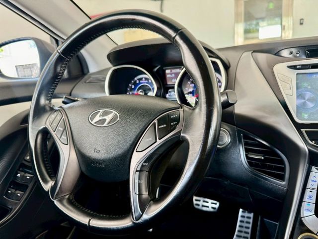 2013年 現代 Elantra 跑少極品 基本改 定速 方向盤快控 恆溫  第12張相片